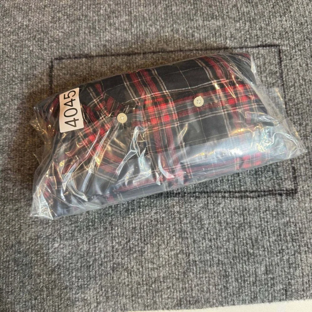 Tommy‎ Hilfiger Flannel Shirt Mens Small Red Black Plaid Button Down Long Sleeve